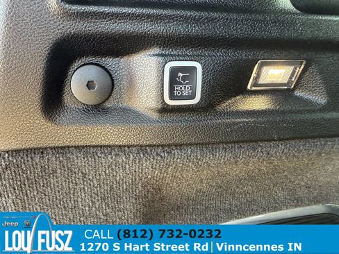 Used 2022 Jeep Grand Cherokee L Summit image 15