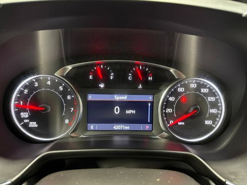 Used 2025 Chevrolet Blazer LT AWD/4WD image 24