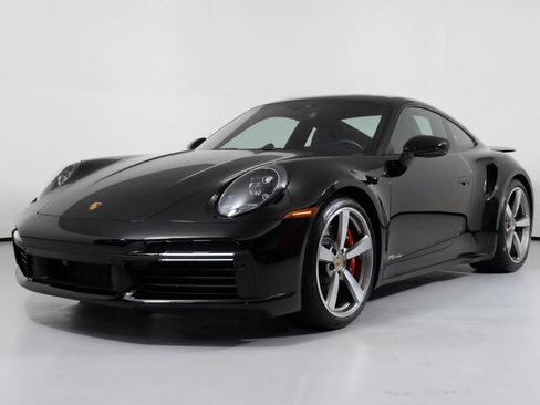 Used 2021 Porsche 911 Turbo image 11
