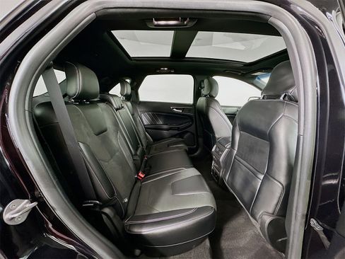 Used 2019 Ford Edge ST w/ Equipment Group 401A image 28
