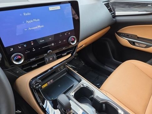 Used 2025 Lexus NX 350 AWD w/ Cold Area Package image 36