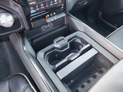 Certified 2024 RAM 1500 Limited w/ Body Color Bumper Group image 23