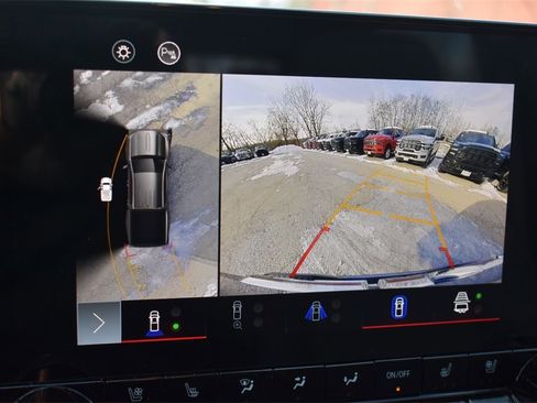 Used 2023 GMC Canyon AT4 w/ LPO, Sports Bar Package image 39