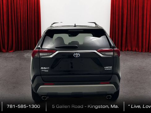 Certified 2023 Toyota RAV4 Limited AWD/4WD image 6