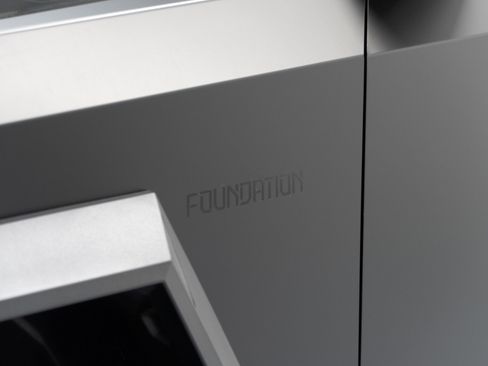 Used 2024 Tesla Cybertruck AWD Crew Cab image 4