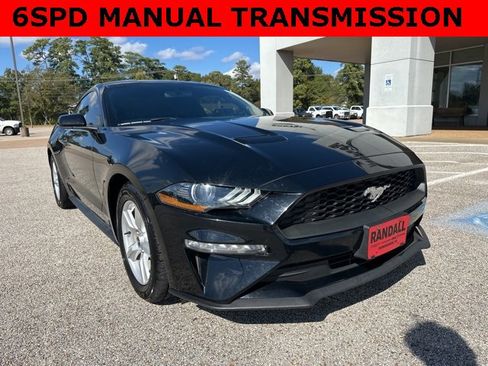 Used 2018 Ford Mustang Coupe image 1