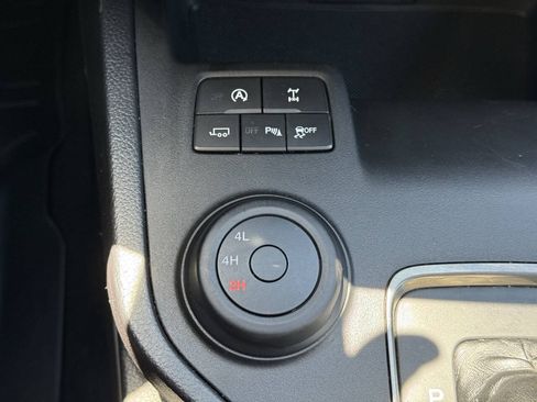 Used 2019 Ford Ranger XLT w/ Equipment Group 302A Luxury AWD/4WD image 30