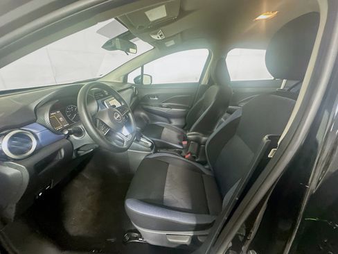 Used 2025 Nissan Versa SV FWD image 13