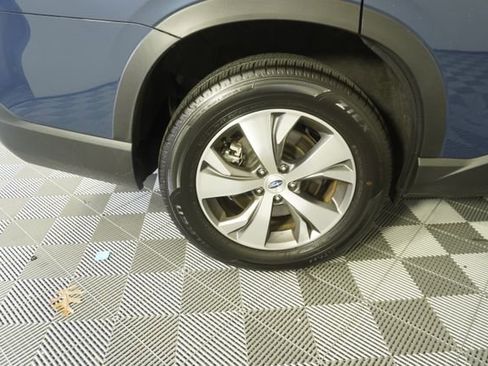 Certified 2025 Subaru Ascent Premium AWD/4WD image 14