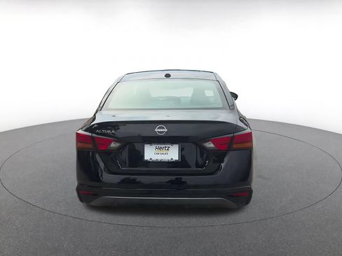 Used 2026 Nissan Altima 2.5 SV FWD image 12