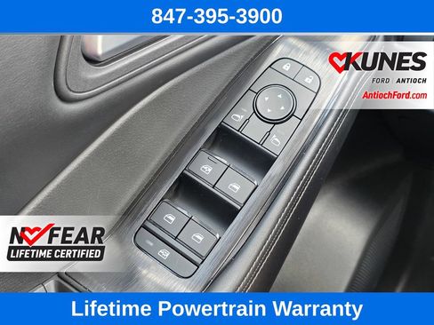 Used 2025 Nissan Rogue SV FWD image 39