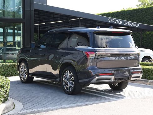 Certified 2025 INFINITI QX80 Luxe RWD image 5