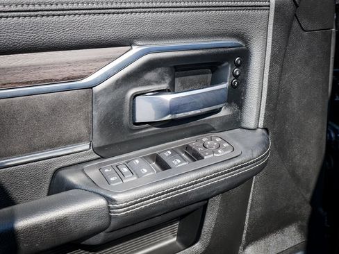 Used 2026 RAM 2500 Laramie AWD/4WD image 16