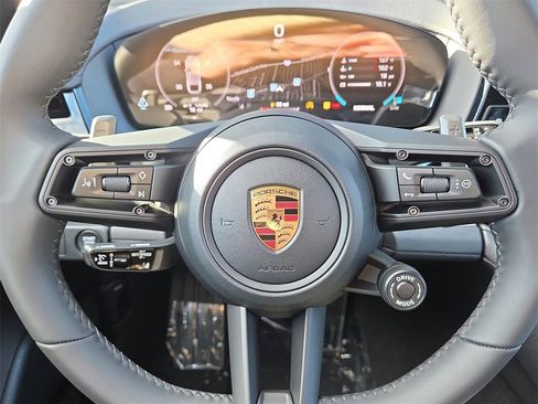 New 2026 Porsche Panamera 4 image 10