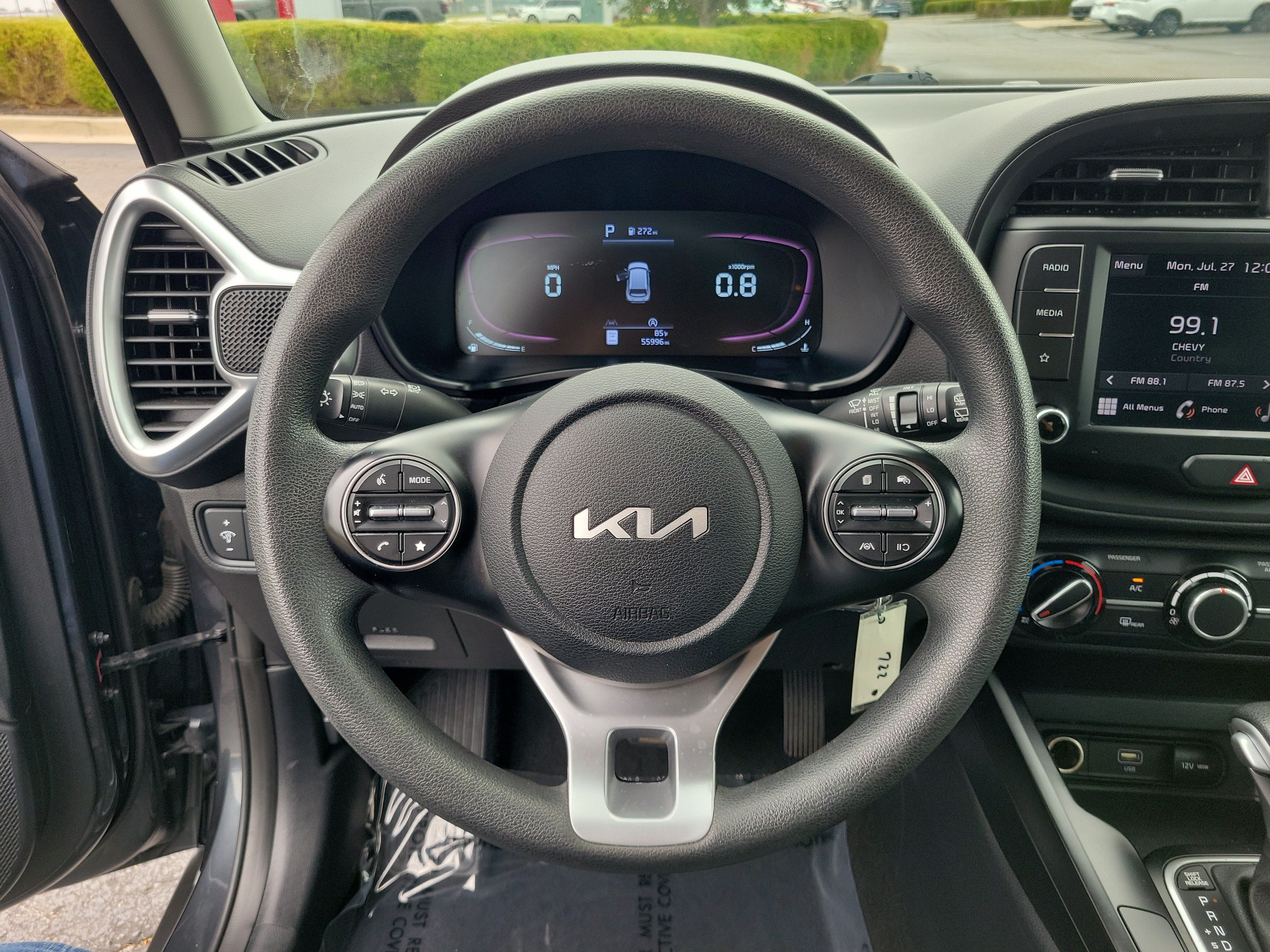 Used 2024 Kia Soul LX w/ Option Group 015 FWD image 21