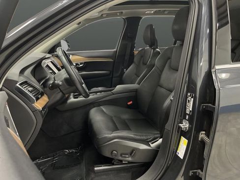 Used 2021 Volvo XC90 T8 Inscription Expression w/ Advanced Package image 4