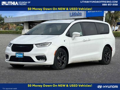Used 2021 Chrysler Pacifica Touring w/ S Appearance Package