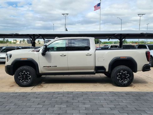 New 2026 GMC Sierra 2500 AT4X w/ LPO, Black Badging Package AWD/4WD image 6