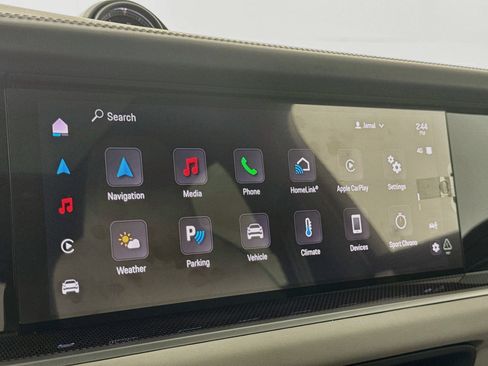 Certified 2024 Porsche Cayenne S AWD/4WD image 17