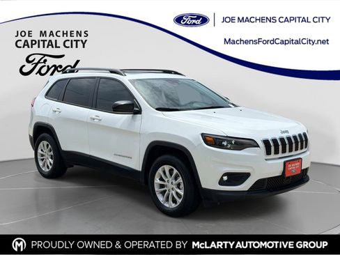 Used 2022 Jeep Cherokee Latitude Lux w/ Sun & Sound Group AWD/4WD image 1