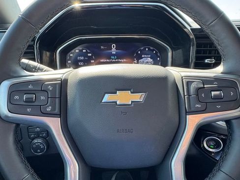 Used 2025 Chevrolet Silverado 1500 LT w/ LPO, Dark Essentials Package image 24