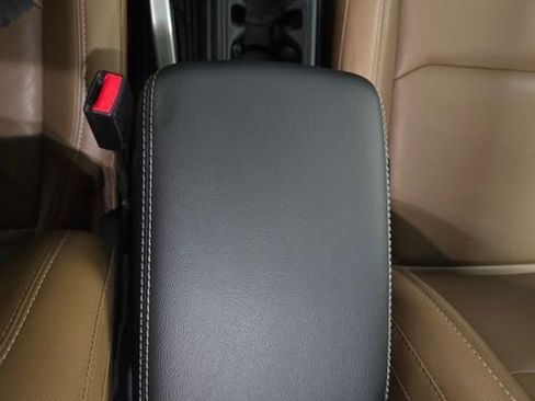 Used 2022 Jeep Wrangler Rubicon w/ Steel Bumper Group image 26