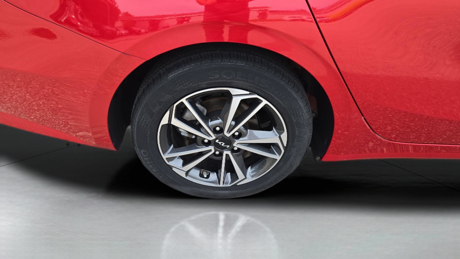 Used 2023 Kia Forte LXS w/ LXS Technology Package FWD image 30