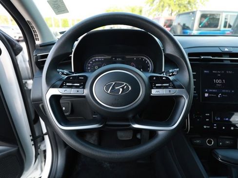 Used 2024 Hyundai Tucson SEL FWD image 11