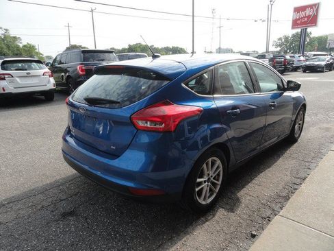 Used 2018 Ford Focus SE FWD image 4