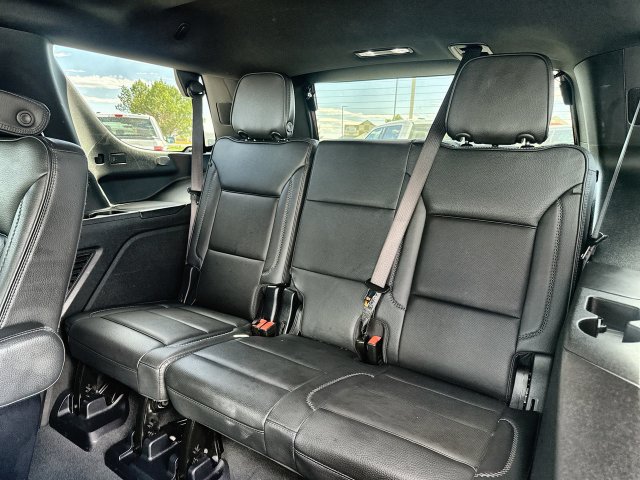 Used 2025 GMC Yukon Denali AWD/4WD image 23