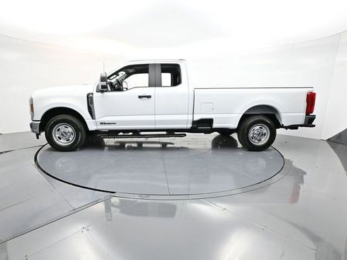 New 2026 Ford F350 XL w/ XL Chrome Package RWD image 4