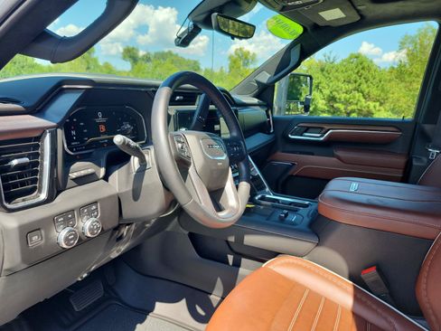 Used 2024 GMC Sierra 2500 Denali Ultimate AWD/4WD image 20