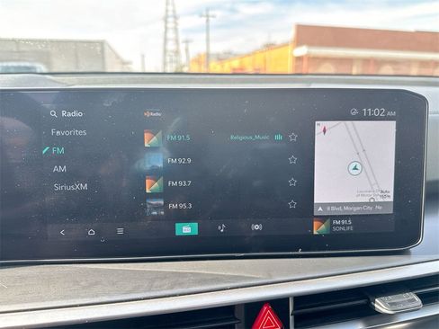 Used 2024 Kia Sorento S image 26