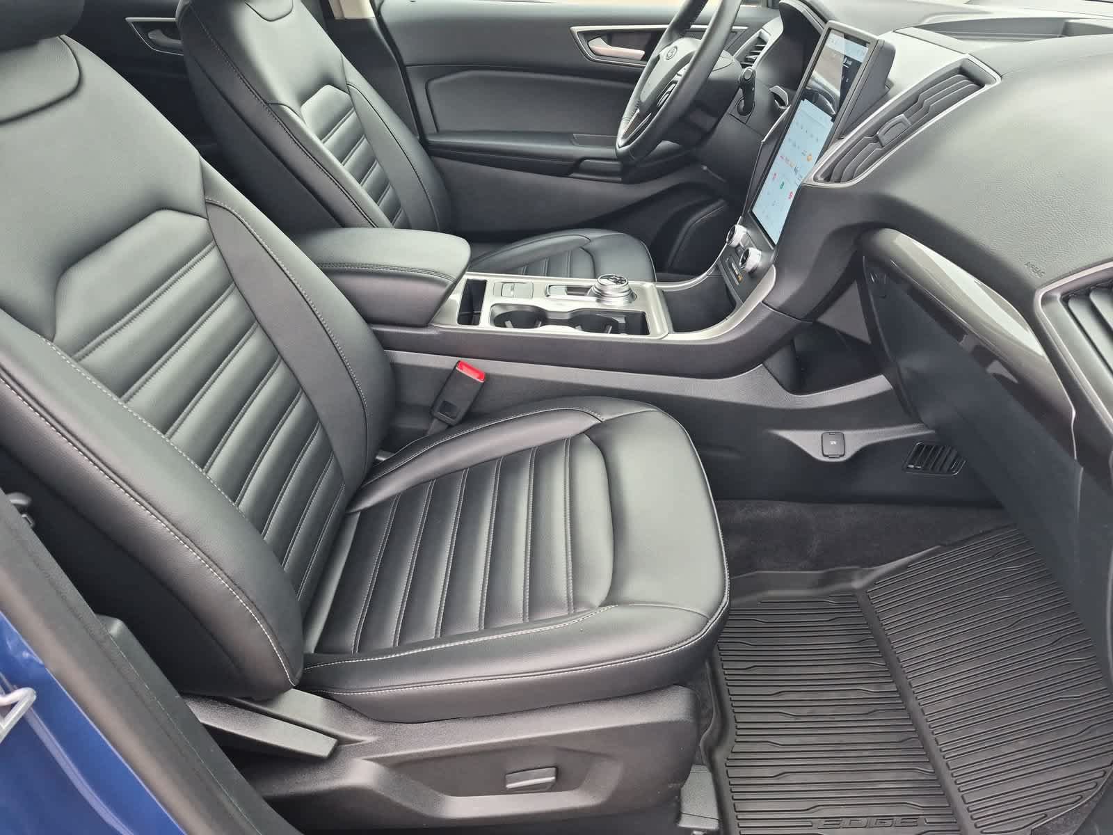 Used 2024 Ford Edge SEL w/ Convenience Package AWD/4WD image 21