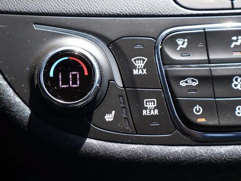 Used 2023 Chevrolet Malibu LT FWD image 18