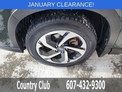 Used 2024 Subaru Forester Touring image 39