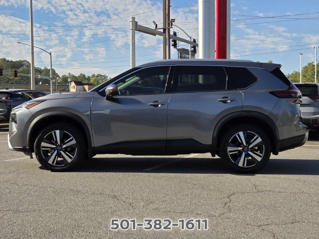 Certified 2025 Nissan Rogue SL FWD image 2