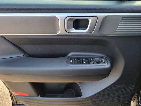 New 2026 Hyundai Santa Fe SE image 12