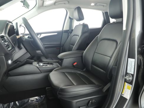 Used 2021 Ford Escape SEL image 12