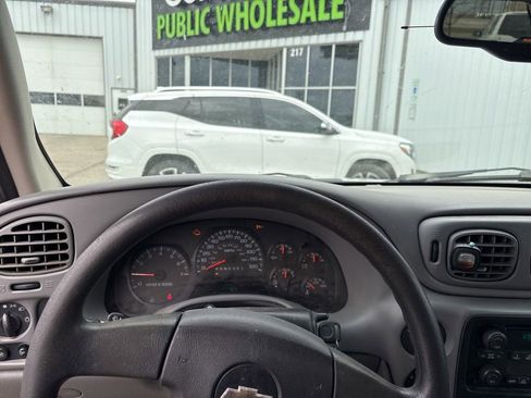Used 2008 Chevrolet TrailBlazer 4WD image 20