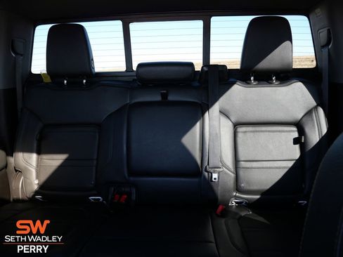 Used 2022 GMC Sierra 3500 Denali w/ Denali Ultimate Package image 15