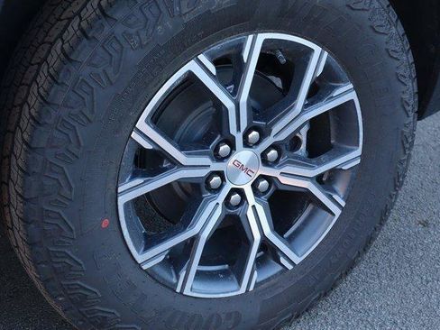 New 2026 GMC Acadia AT4 w/ Luxury Package image 46