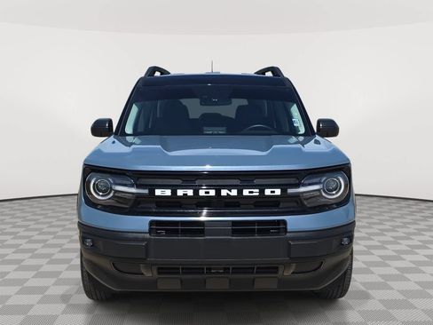 Used 2024 Ford Bronco Sport Outer Banks w/ Tech Package AWD/4WD image 2