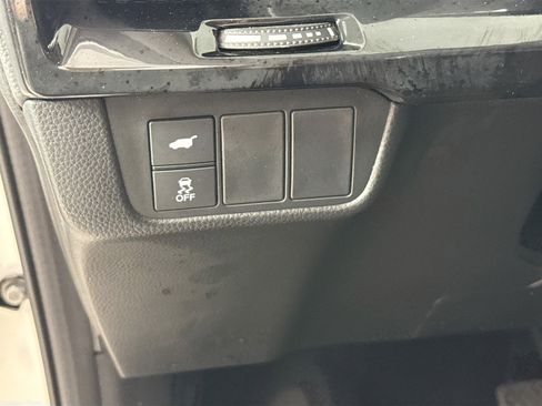 Used 2024 Honda CR-V EX-L image 9