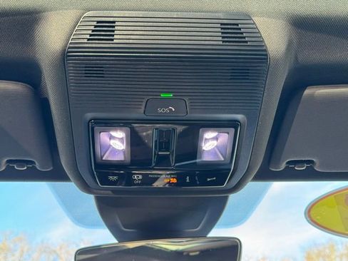 Used 2024 Volkswagen GTI Autobahn image 17