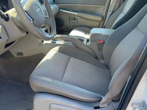 Used 2008 Jeep Grand Cherokee Laredo w/ Driver Convenience Group image 31