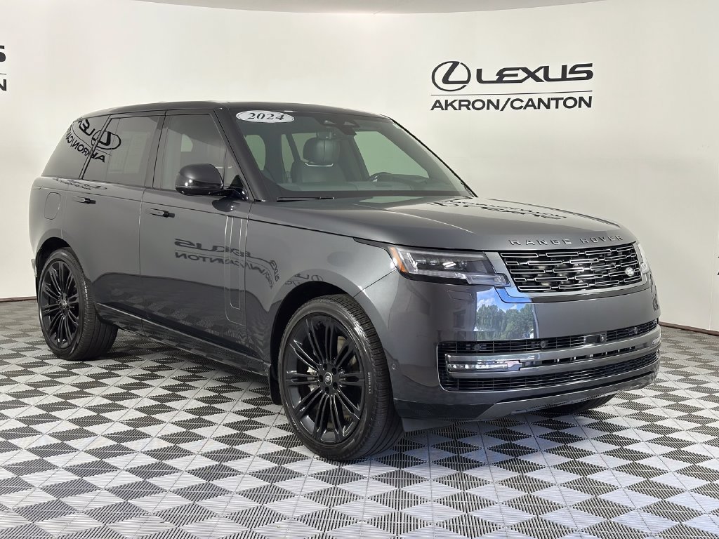 Used 2024 Land Rover Range Rover SE AWD/4WD image 2