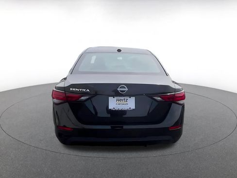 Used 2025 Nissan Sentra SV FWD image 12
