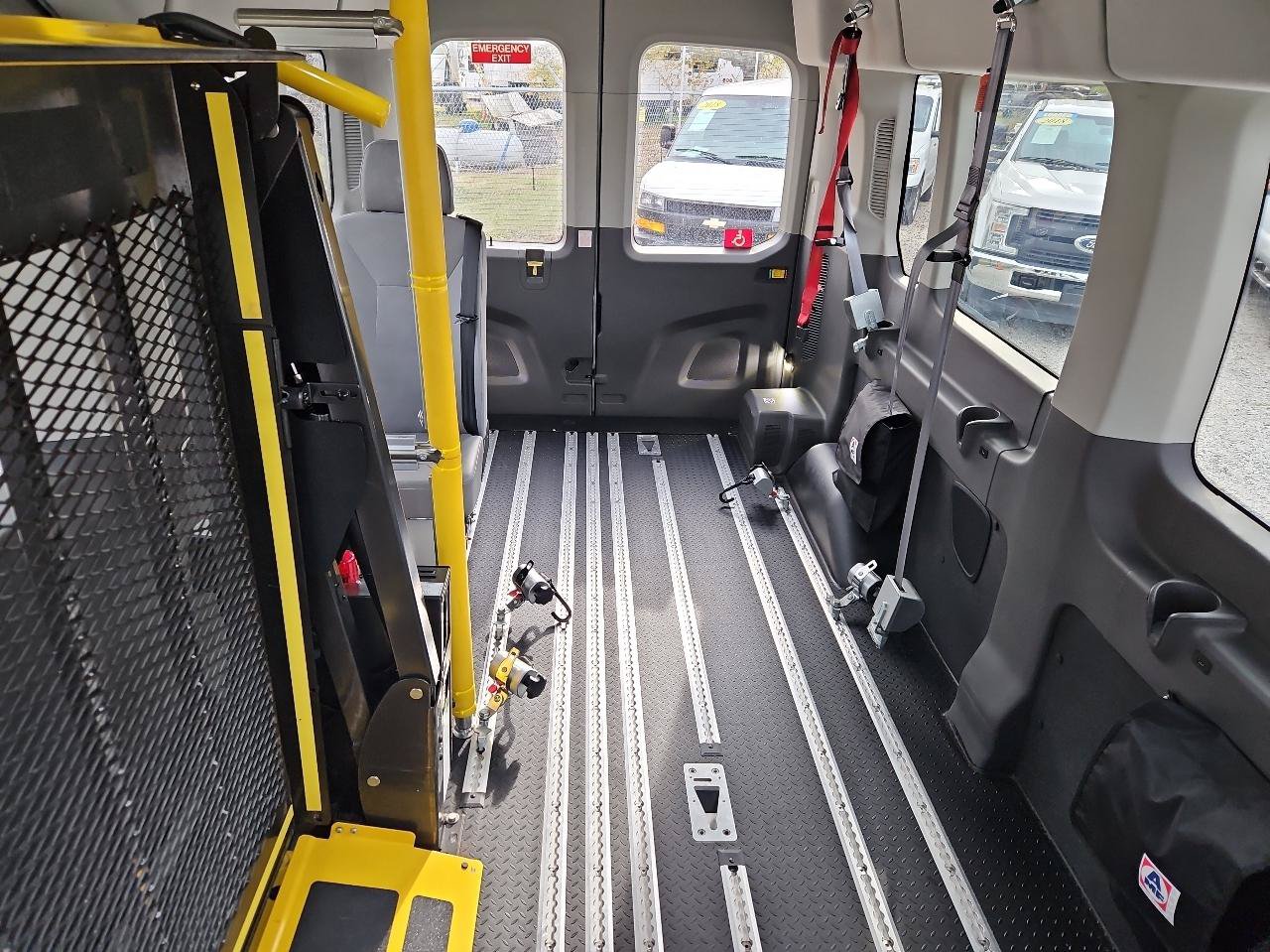 Used 2020 Ford Transit 350 XL RWD image 33