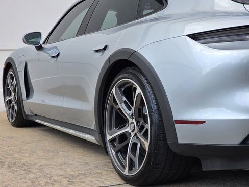 Used 2021 Porsche Taycan 4S AWD/4WD image 42